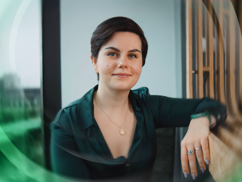Riana poza articol