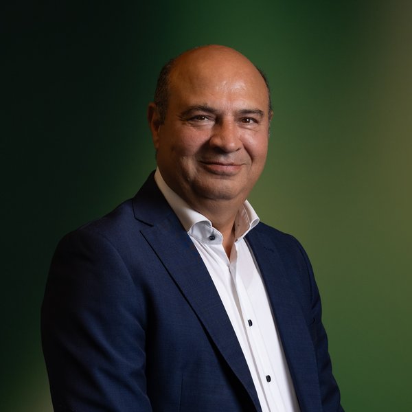 Foto Amir Arooni