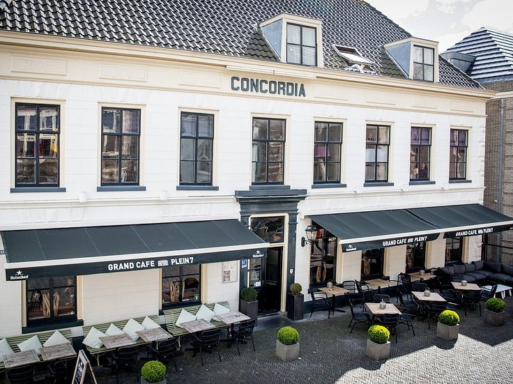 grand-cafe-plein-7